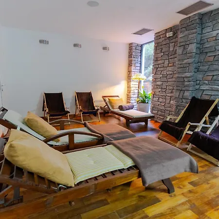 Hotel Ostredok Demanovska Dolina