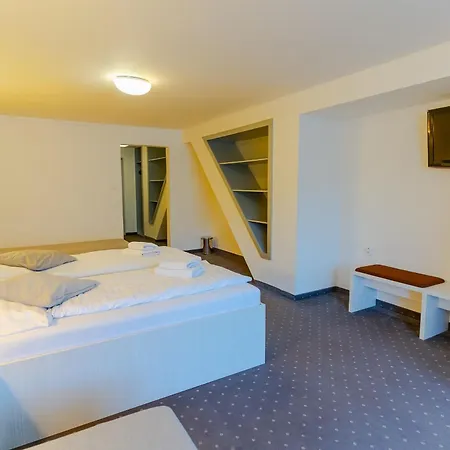Ostredok Hotel
